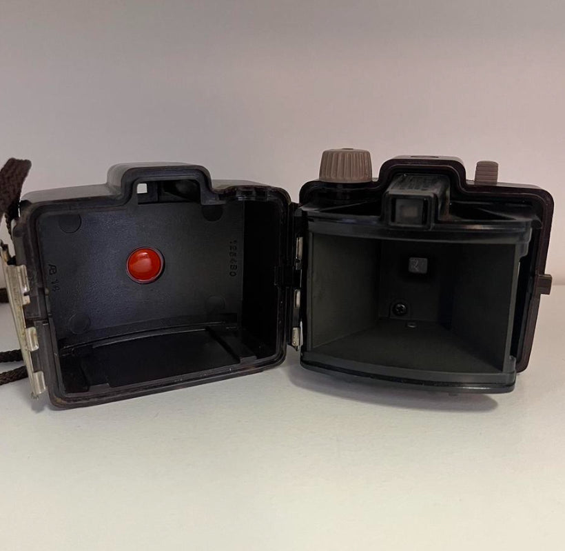 1950s Kodak Brownie Holiday Flash