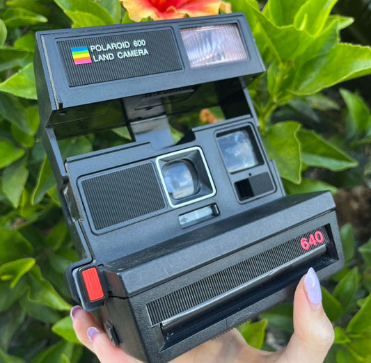 Polaroid 600 Land Camera