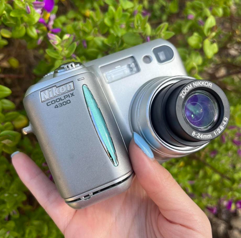 Nikon Coolpix 4300