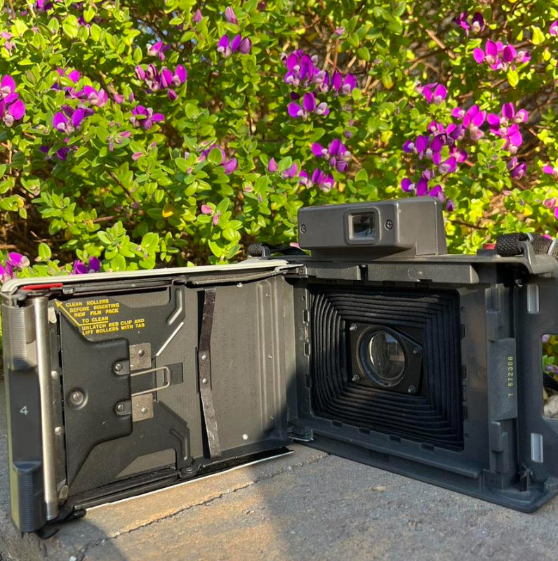 1960s Polaroid Automatic 104 Land Camera (WITH MANUAL)