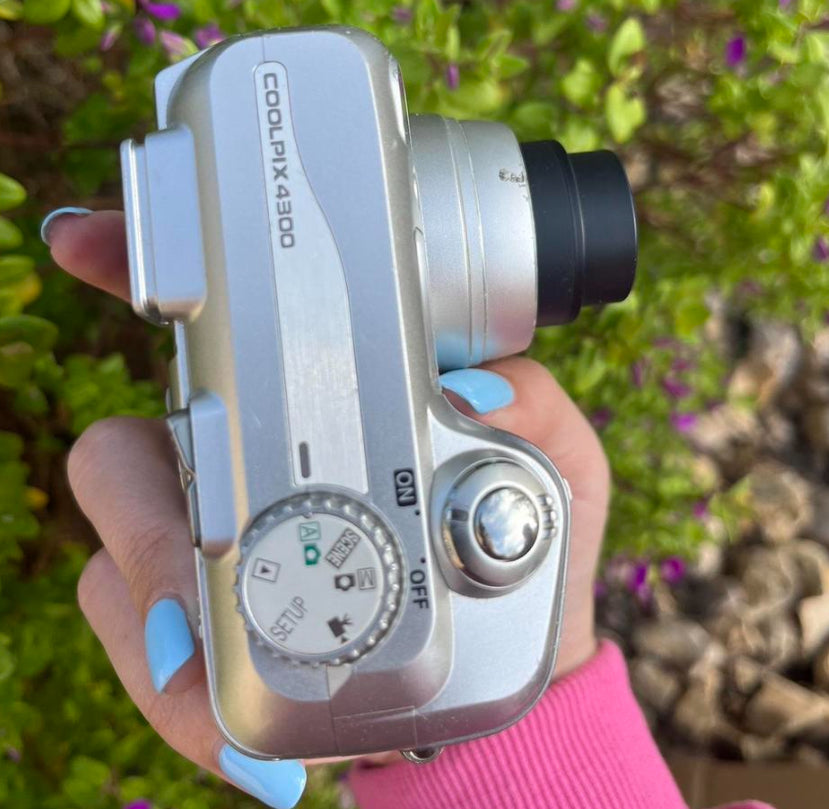 Nikon Coolpix 4300
