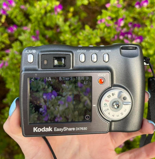 Early 2000s Kodak EasyShare DX7630