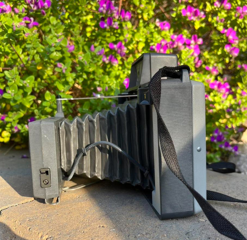 1960s Polaroid Automatic 104 Land Camera (WITH MANUAL)