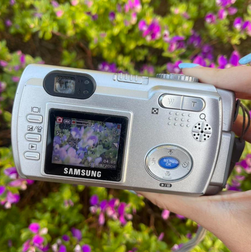 Early 2000s Samsung Digimax 530