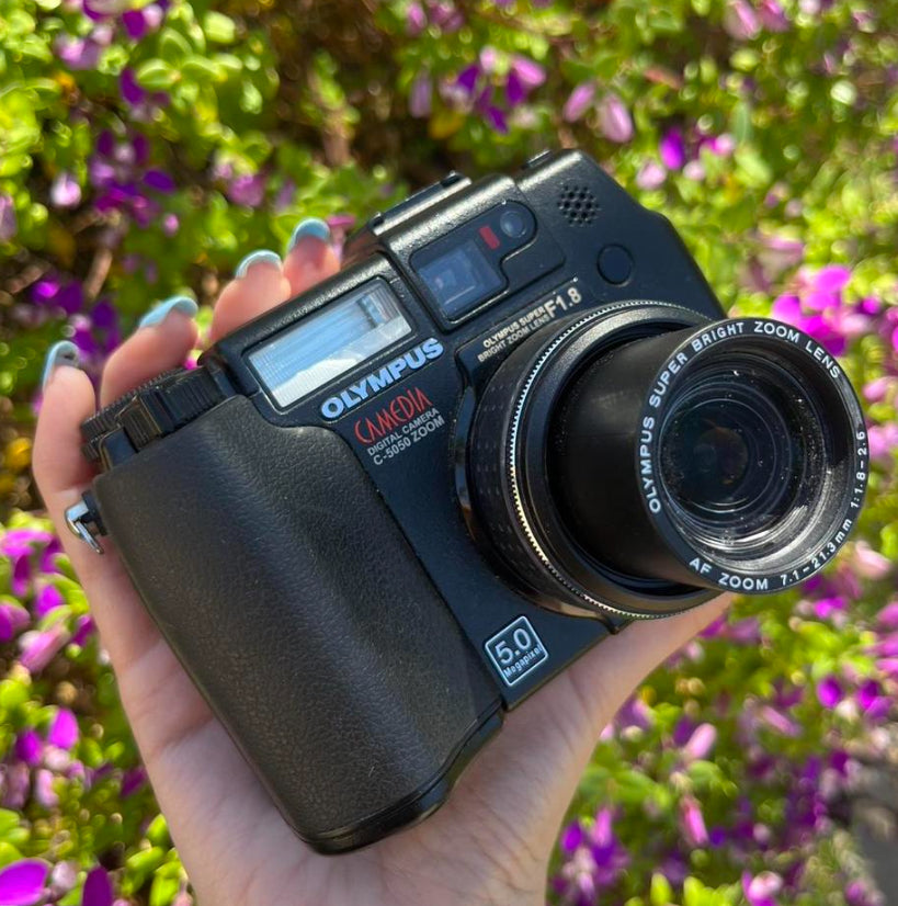 Olympus Camedia C-5050 Zoom