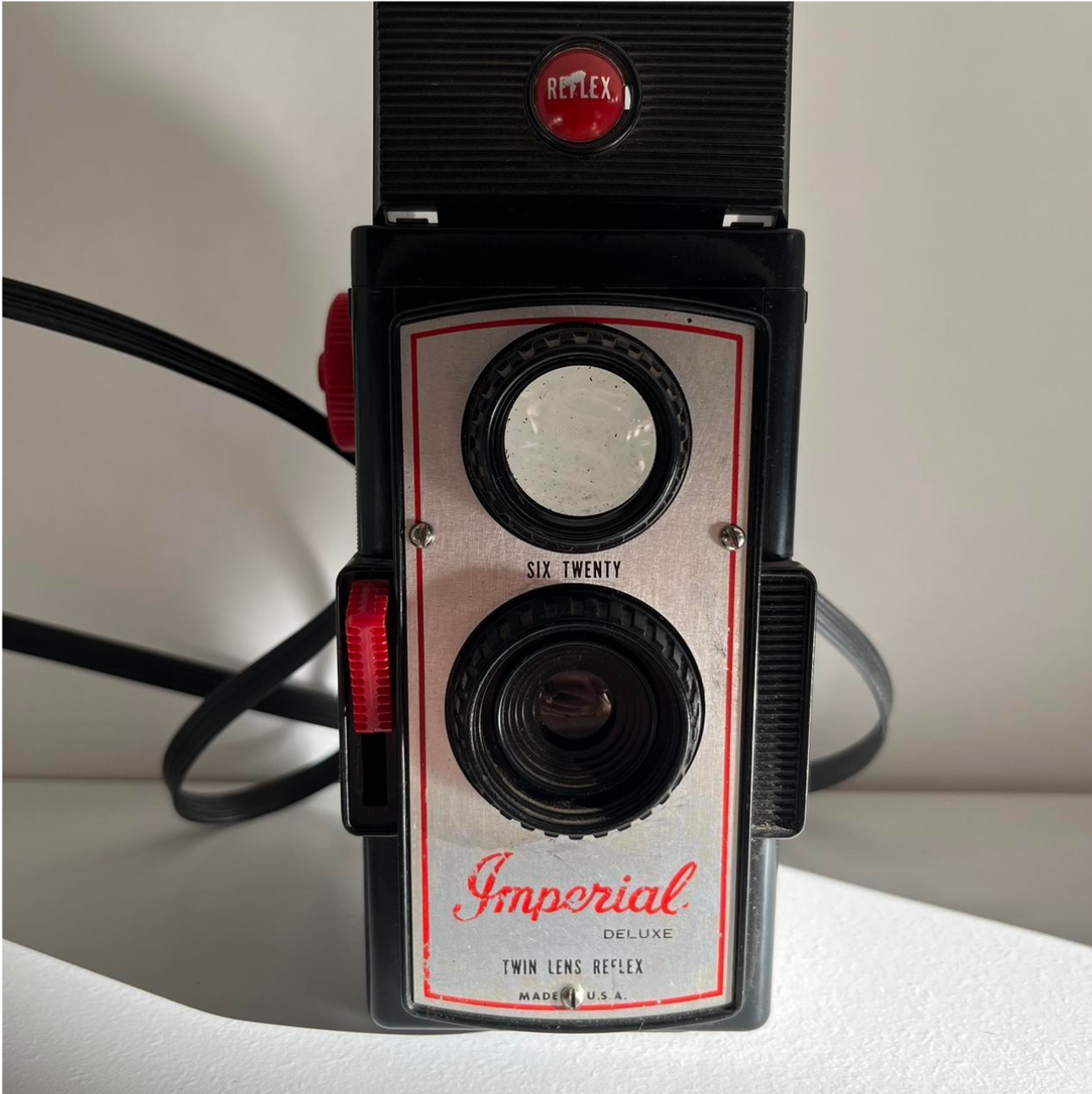 1950s Imperial Deluxe Vintage Film Camera Twin Lens Reflex